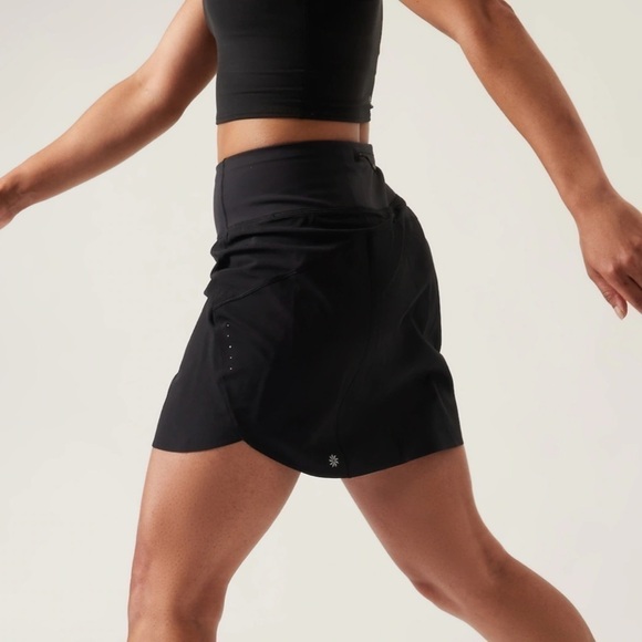 Athleta Run With It Skort Black Size 1X Women’s Elastic Waist Side Slits NWT - Picture 1 of 12